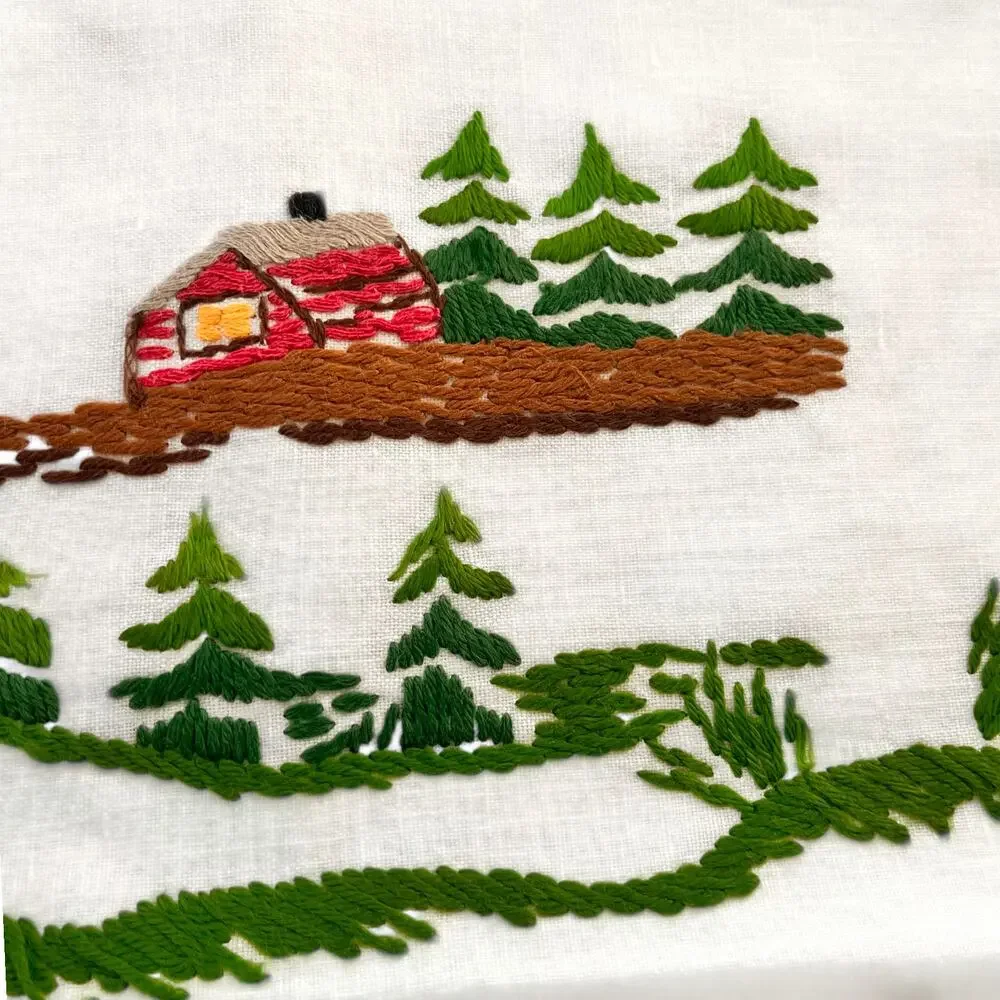 Vintage Handmade Table Runner Embroidered Cabin Rustic Farmhouse Crochet